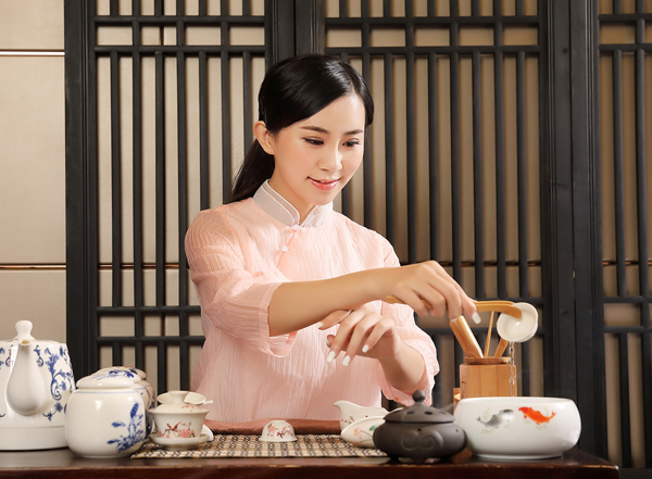 经常去珠海靠谱男士会馆，这家私藏已久的店推荐给你